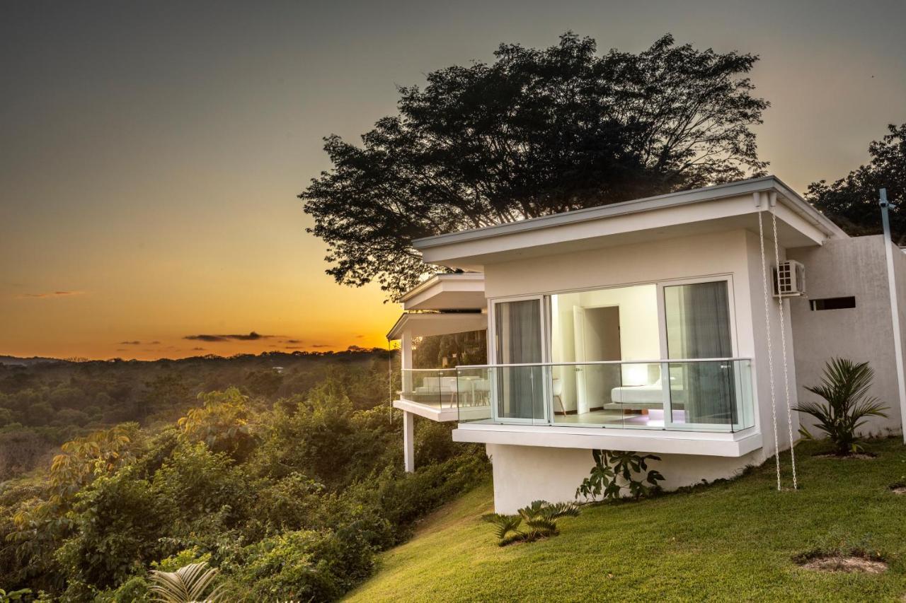 Adeluna Luxury Villas Montezuma Bagian luar foto